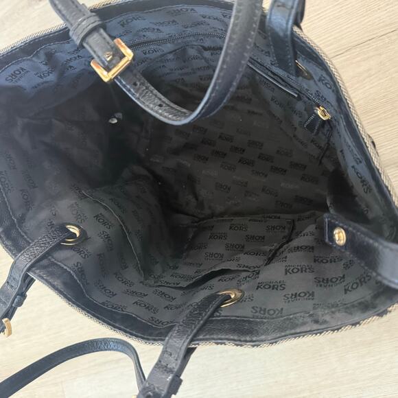 Michael Kors Jet Set Signature Monogram Canvas Tote Bag Purse Black Tan - Picture 4 of 6